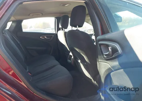 2015 Chrysler 200 Limited из США, поврежденный, VIN 1C3CCCAB0FN617419